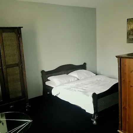 게스트하우스 Vhostel *